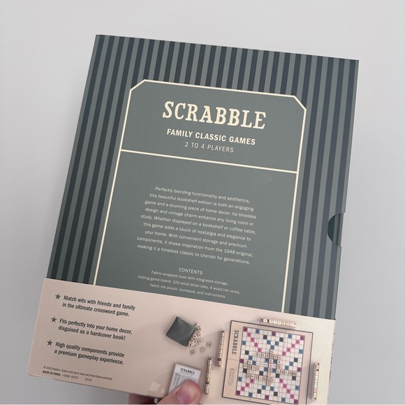 Scrabble Hearth & Home Classic bookshelf NWT - Picture 4 of 5